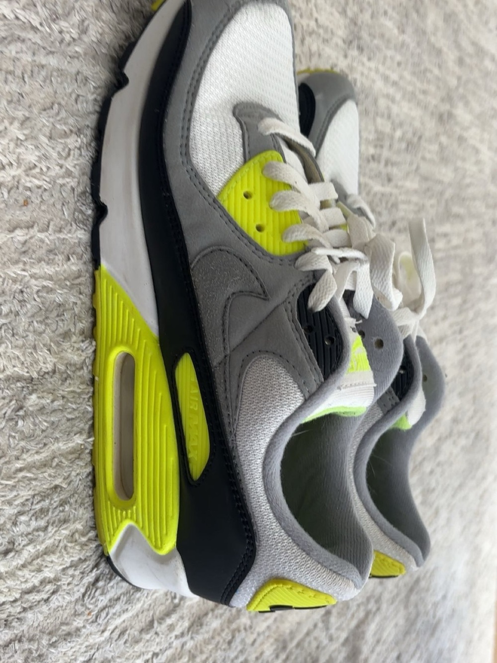 Nike Men's Air Max volt 90s